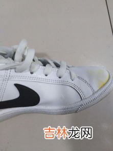 白球鞋洗完发黄怎么办,白色球鞋发黄怎么洗白
