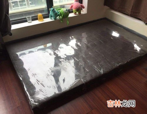 床垫上的塑料膜要不要撕掉,床垫上塑料膜到底该不该撕?