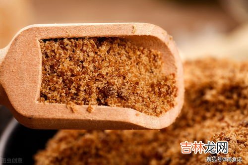 红糖结块如何马上变软,红糖变硬成块儿了怎么能弄开？