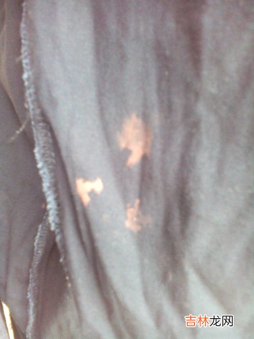 怎样去除衣服上的铁锈小妙招,衣服上的铁锈怎么清洗