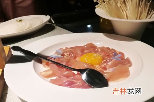 番茄锅底适合涮什么食材,番茄味火锅底料的做法是什么？