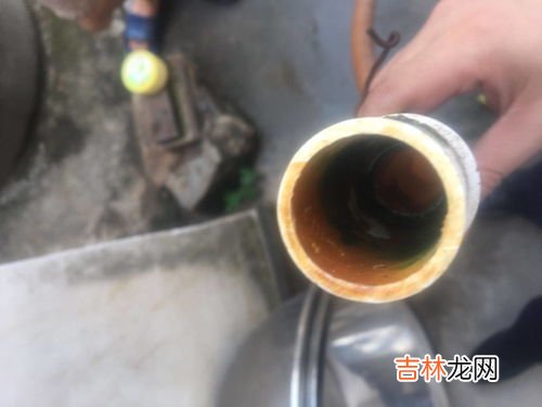 茶壶里的水垢怎么去除小妙招,如何去除茶壶里的茶垢?