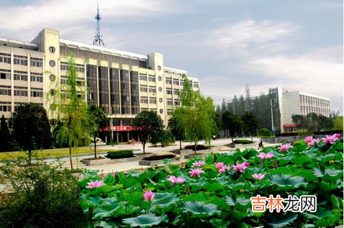 长江大学文理学院在哪,长江大学文理学院西校区风华园属于哪个区管理