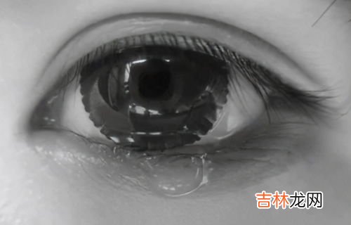 切洋葱流泪对眼睛有伤害吗,为什么切洋葱会流眼泪？