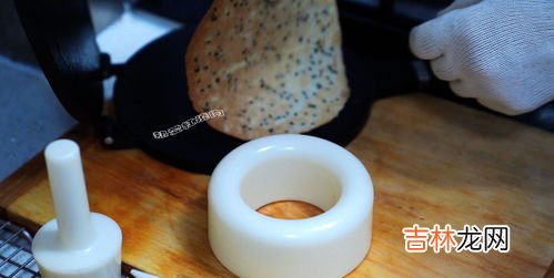 做冰淇淋可以用黄油吗,在做冰淇淋和冰棍时缺少奶油,能不能用黄油代替呢?为什么?