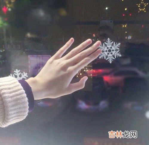 Comlorvei手表女款怎么戴,女生手表戴左手还是右手？
