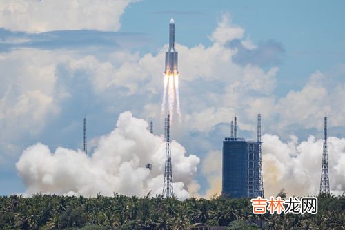 我国首次成功着陆火星的探测器是,天问一号登陆火星，人类离移民火星不远了