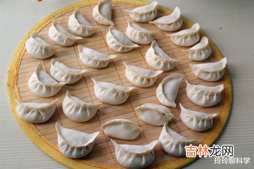 水饺蒸着吃多长时间能熟,水饺要蒸多久才熟 水饺要蒸多长时间才熟
