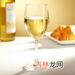 怎样选白葡萄酒,如何挑选白葡萄酒