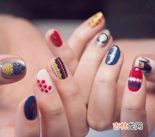 美甲怎么卸掉,美甲怎么卸掉的妙招