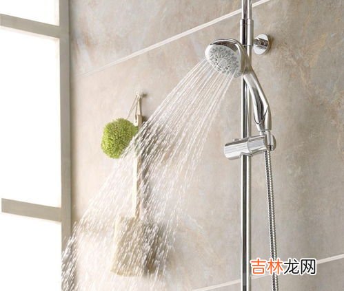 花洒水流小怎么办,卫生间花洒水流太小怎么办