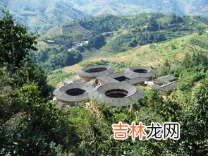 四菜一汤土楼在福建什么地方,福建这座土楼花30年时间建成，列入世界遗产，游客却不多