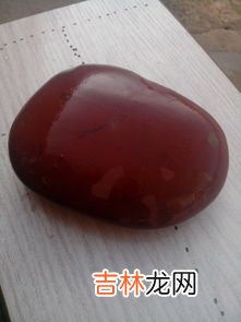 怎么判断是不是鸡血石,怎样辨别鸡血石和普通红石头
