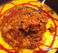 平底锅能炒饭吗,平底锅和圆底锅炒菜有什么区别？