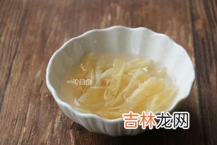 花胶炖牛奶要不要放水,牛奶炖花胶可以直接用纯牛奶不加水吗?