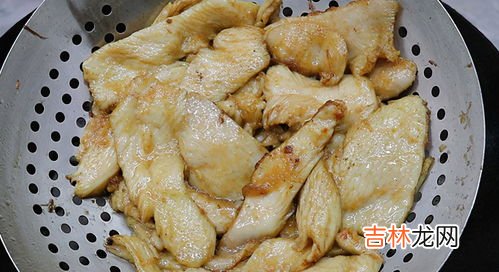 小吃摊的里脊肉是什么肉,路边摊的饼夹里脊肉是什么肉？