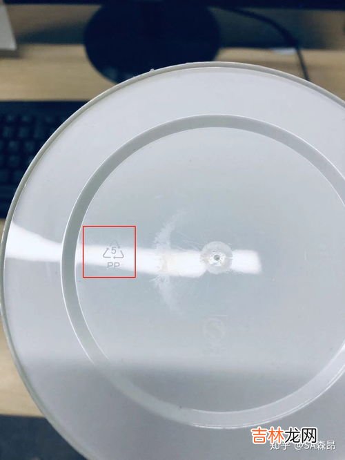 塑料碗可以放微波炉吗,塑料碗可以放微波炉加热吗 一般的塑料饭盒可以用微波炉加热吗