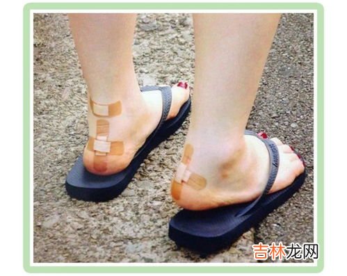 凉鞋前面带子磨脚,凉鞋前面磨脚,都磨泡了怎么办