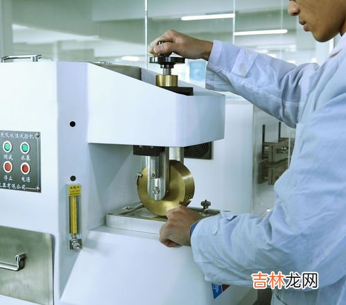 实验间仪器着火应使用的灭火器是,想要扑救精密仪器火灾的最佳选择是什么灭火剂