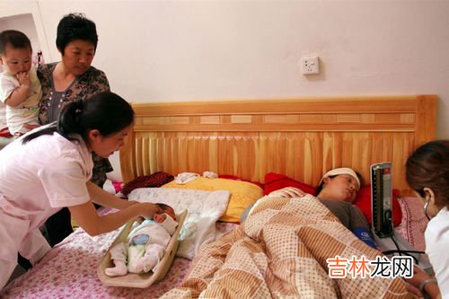 月子期间洗澡温度多少,产后洗澡注意什么,产后虚弱吃什么补品