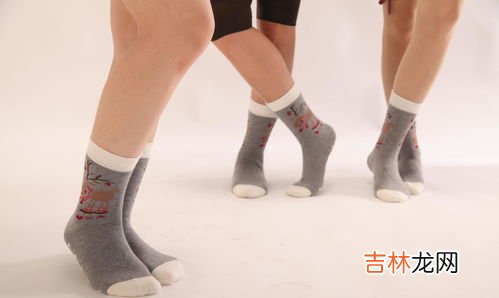 袜子穿久了特别硬怎么处理,袜子硬邦邦的怎么洗软