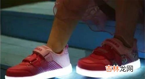 鞋子容易穿变形怎么办,鞋子变形了怎么恢复原状如何防止鞋子变形