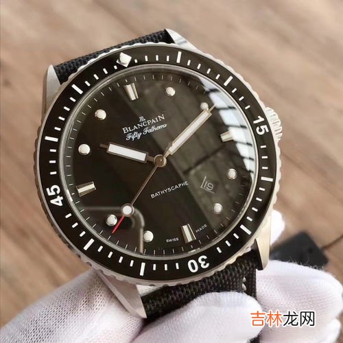 手表男士手表：如何挑选一款适合自己的手表,不同年龄段的男人 如何选择适合自己的腕表？