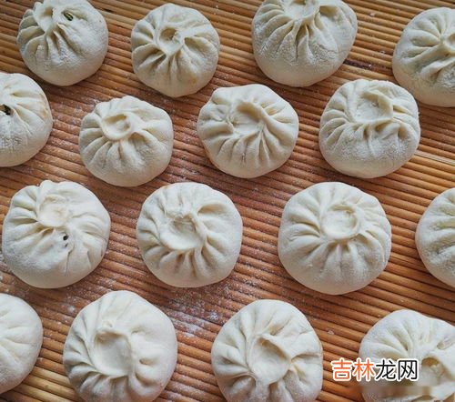 蒸包子怎么不粘笼布,怎样蒸包子不粘蒸笼布