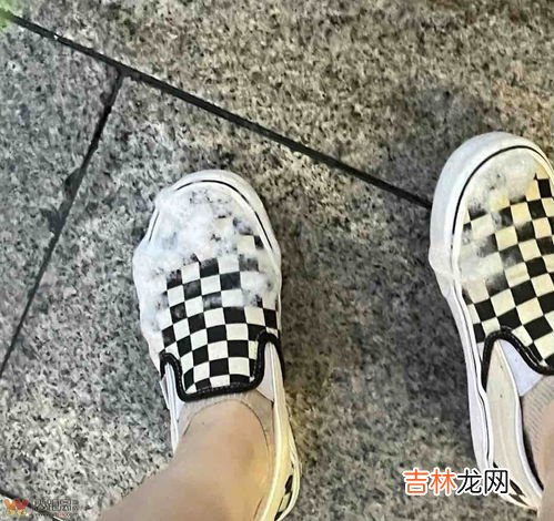 鞋子脏了怎么清洗干净,怎样清洗鞋子