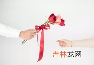 七夕应该送什么给女生,七夕送女朋友什么礼物好？