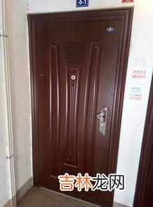 防盗门上的胶怎么去掉,防盗门胶带痕迹怎么清除
