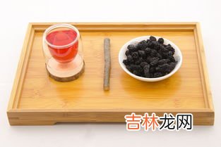 桑葚的作用和功效用法,桑葚的功效与怎么食用 让我们了解一下！