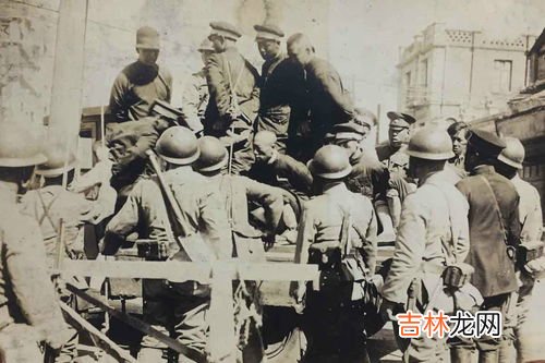 日军为什么放弃大檐帽,1938年之前与之后，侵华日军的军服是不一样的