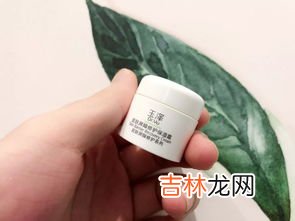 晚上先擦精华还是面霜,用了精华液还要用霜吗？护肤的正确顺序是什么？护肤时要注意什么？