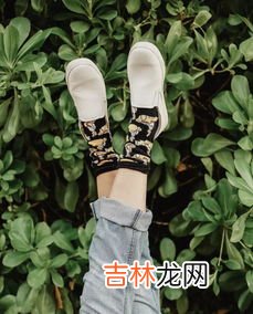 鞋子撑大了能缩回来吗,鞋子被别人撑大了怎么办