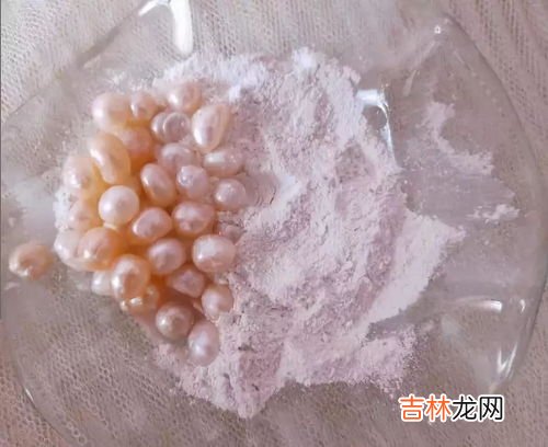 珍珠粉和面膜一起敷脸可以吗,珍珠粉面膜，能和其他面膜贴一起用吗