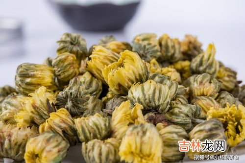 泡菊花喝会不会睡不着,菊花茶长期喝会出现哪些不良反应？