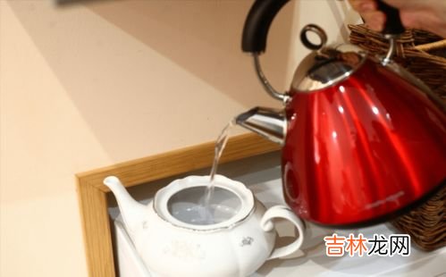 西方人为什么喝冷水,欧美人为什么都喝冰水而不是热水?