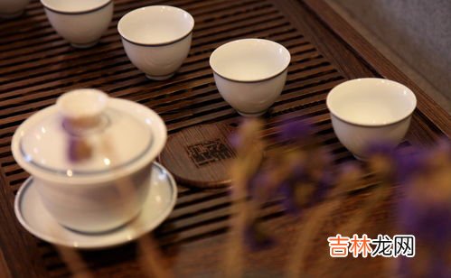 喝茶后头晕是怎么回事,喝茶头晕目眩？