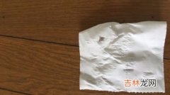 樟脑丸能除螨虫吗? 樟脑丸能除螨虫吗,樟脑丸可以去除床上的螨虫吗