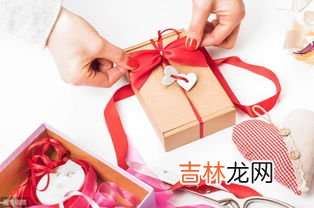 送女朋友什么礼物好,给女朋友送什么礼物比较好呢?