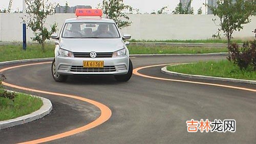 科目二s弯道技巧,科二s弯道技巧详解