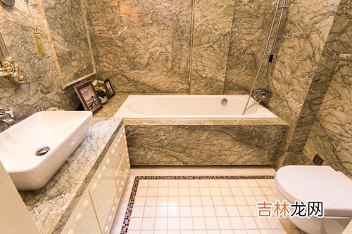 瓷砖被染色怎么处理掉,瓷砖地板被染色怎么清理