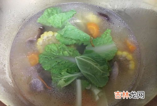 夏天排骨汤放一晚上会坏吗,排骨汤放一夜还能喝吗 排骨汤放一夜还可以喝吗