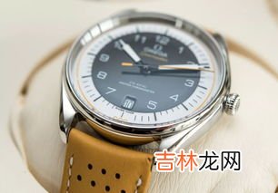 黑色表盘和白色表盘哪个好看,手表黑表盘好看还是白色好看