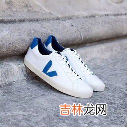 怎么晾晒小白鞋,小白鞋洗了怎么晒 小白鞋洗了如何晒