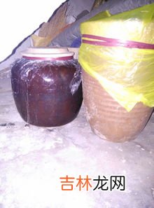 自制葡萄酒上面發黴了是怎麽回事,自制葡萄酒時爲什麽會上層發黴