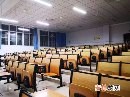 课桌长度大约多少厘米,课桌面大约多少分米长,多少分米宽二年级