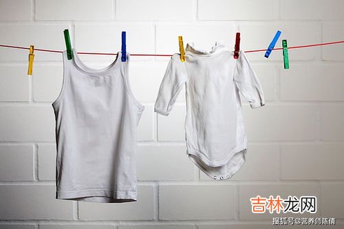 怎么晾衣服肩膀不变形,怎么晒衣服肩膀不变形