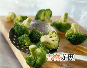 西兰花可以生吃吗,西兰花可以生吃吗?西兰花生吃有毒吗